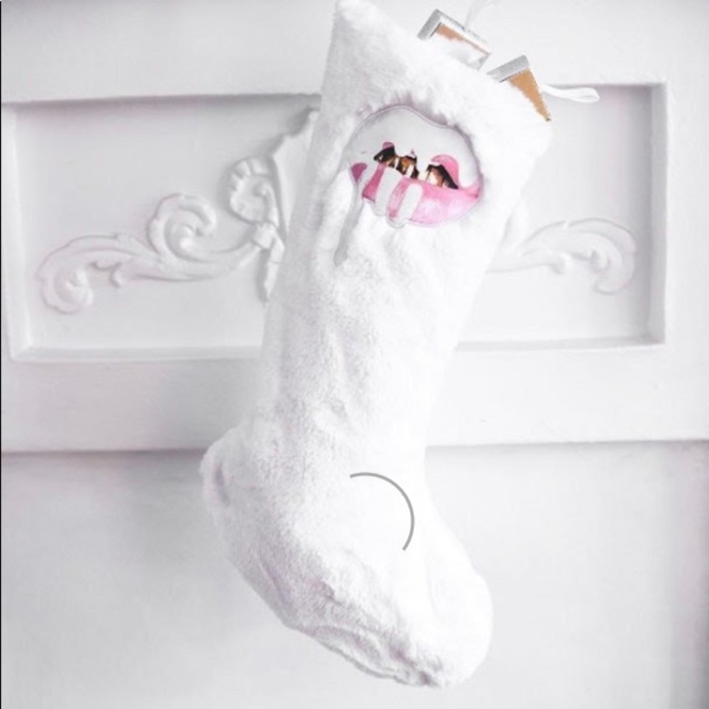 KYLIE COSMETICS LIMITED EDITION CHRISTMAS STOCKING